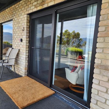 Waterfront Abode - 2 Bedrooms 霍巴特 外观 照片